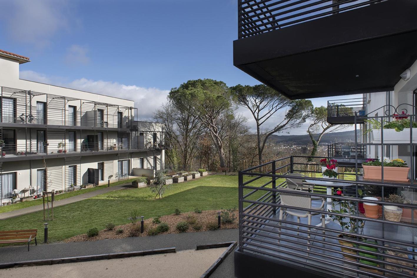 Domitys L'Amarante Aparthotel Cahors Ngoại thất bức ảnh