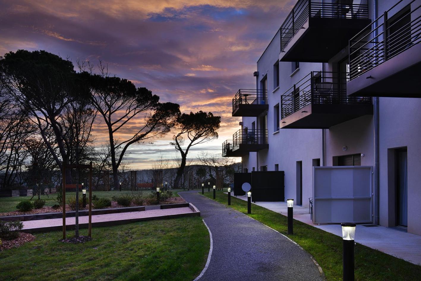 Domitys L'Amarante Aparthotel Cahors Ngoại thất bức ảnh