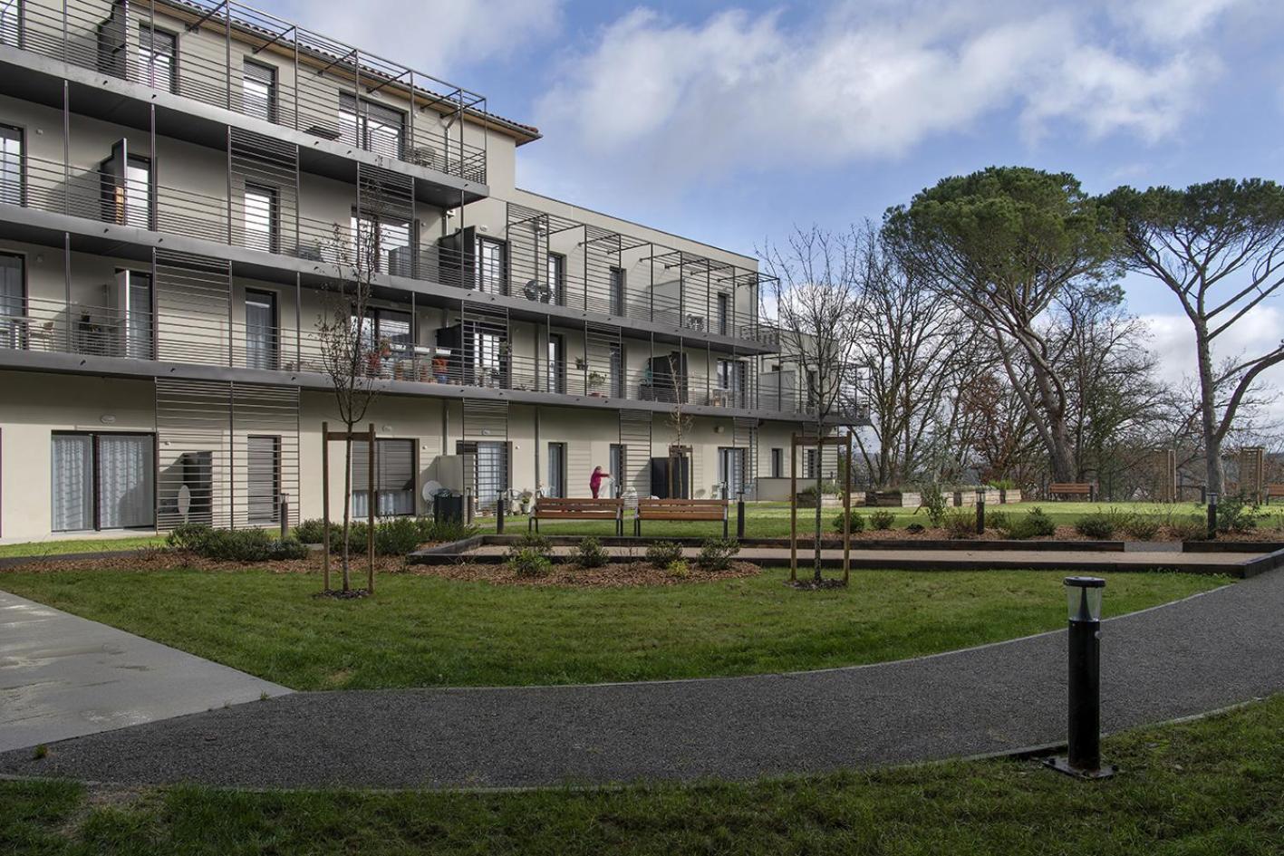 Domitys L'Amarante Aparthotel Cahors Ngoại thất bức ảnh